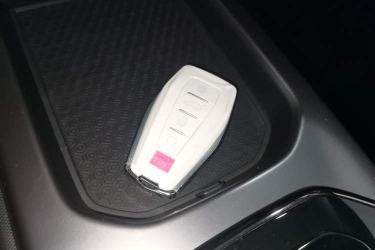 Used Geely Auto Cowboy 2025 1.5TD Trendy Play Edition Vehicle Key