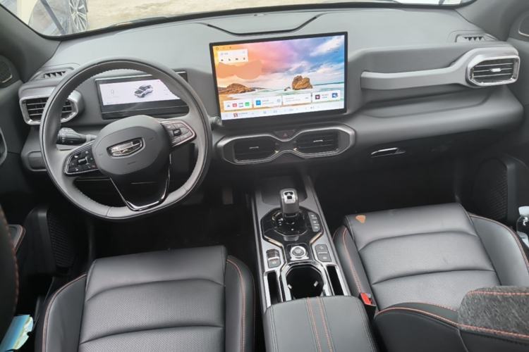 Used Geely Auto Cowboy 2025 1.5TD Fun-Offroad Version Center Console