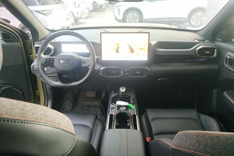 Used Geely Auto Cowboy 2025 1.5TD Fun-Offroad Version Center Console