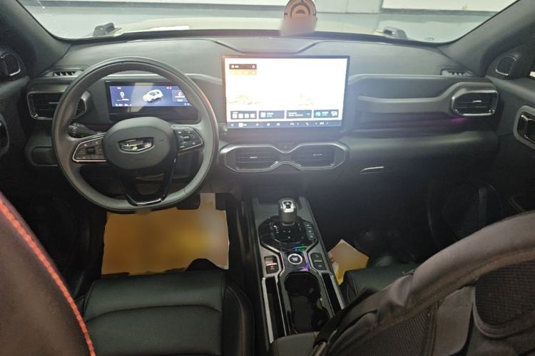 Used Geely Auto Cowboy 2025 1.5TD Fun-Offroad Version Center Console