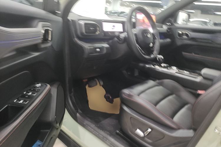 Used Geely Auto Cowboy 2025 1.5TD Fun-Offroad Version Driver Seat