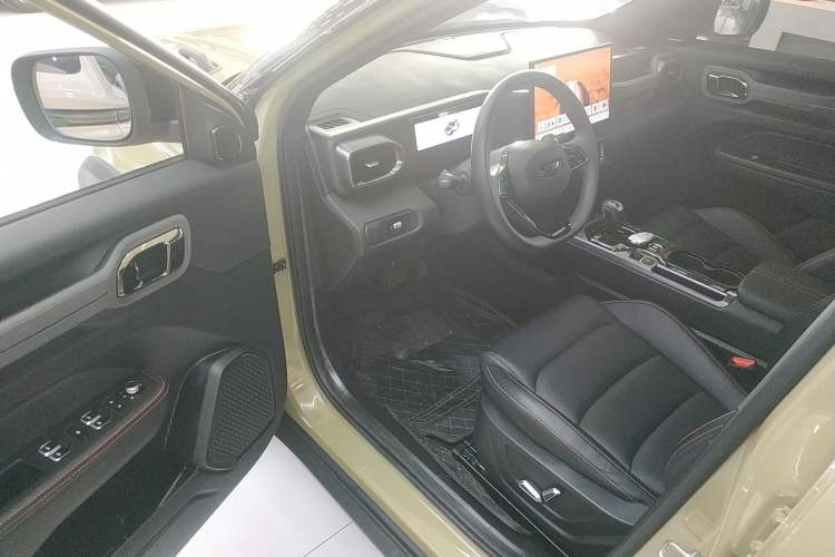 Used Geely Auto Cowboy 2025 1.5TD Fun-Offroad Version Driver Seat