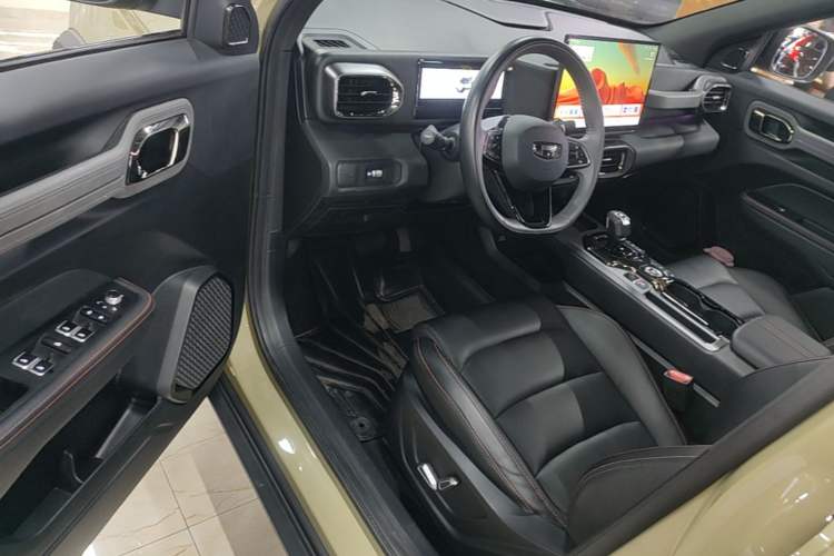 Used Geely Auto Cowboy 2025 1.5TD Fun-Offroad Version Driver Seat