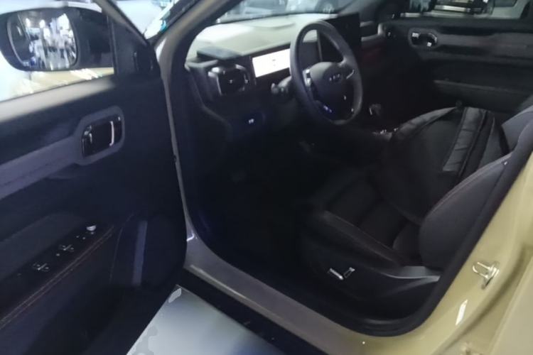 Used Geely Auto Cowboy 2025 1.5TD Fun-Offroad Version Driver Seat