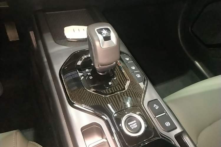 Used Geely Auto Cowboy 2025 1.5TD Fun-Offroad Version Gear Lever