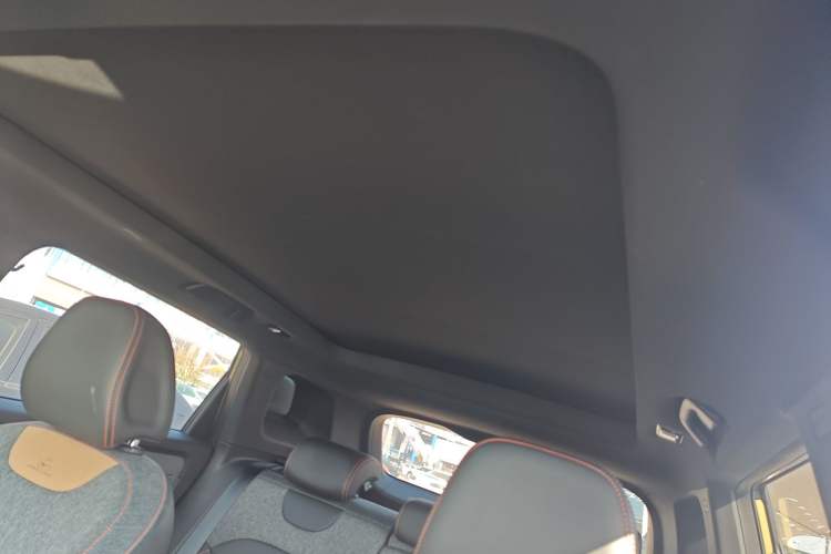 Used Geely Auto Cowboy 2025 1.5TD Fun-Offroad Version Headliner