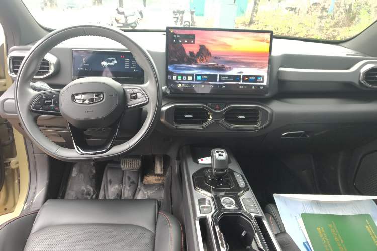 Used Geely Auto Cowboy 2025 1.5TD Fun-Offroad Version Interior 2