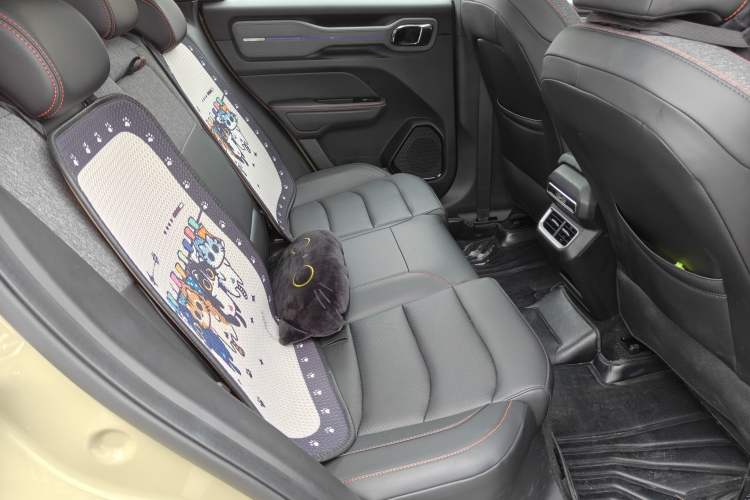 Used Geely Auto Cowboy 2025 1.5TD Fun-Offroad Version Interior 3