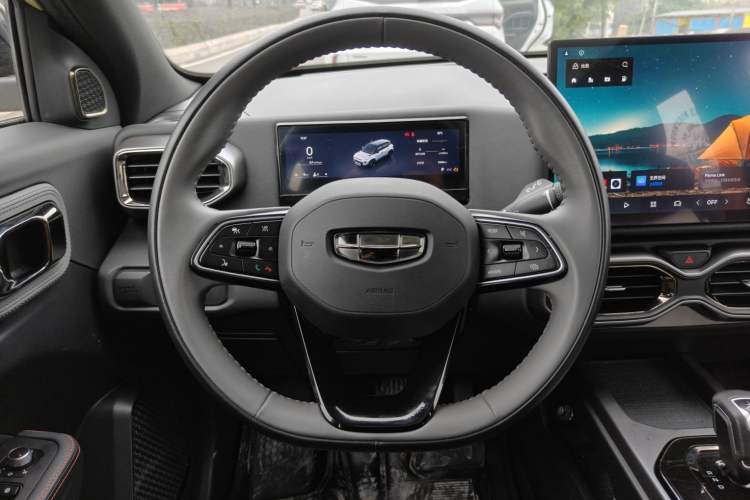 Used Geely Auto Cowboy 2025 1.5TD Fun-Offroad Version Interior 6