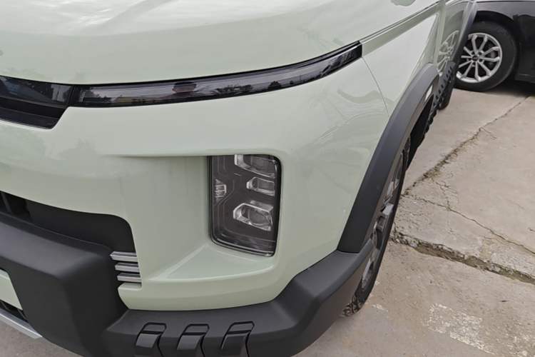 Used Geely Auto Cowboy 2025 1.5TD Fun-Offroad Version Left Front Headlight