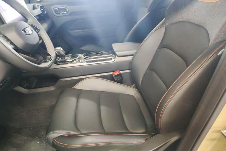 Used Geely Auto Cowboy 2025 1.5TD Fun-Offroad Version Left Front Seat