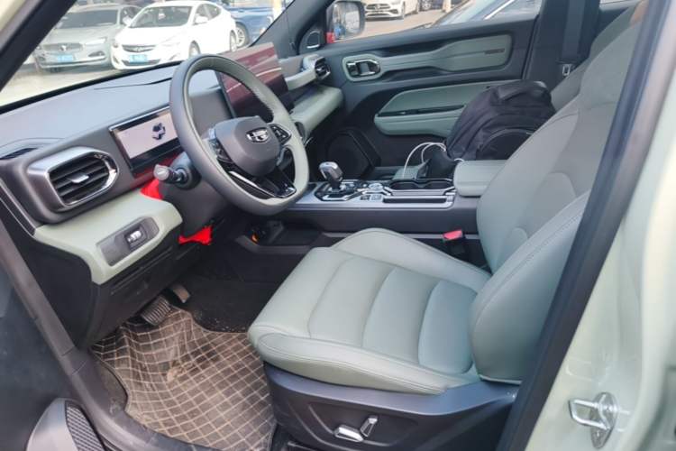 Used Geely Auto Cowboy 2025 1.5TD Fun-Offroad Version Left Front Seat