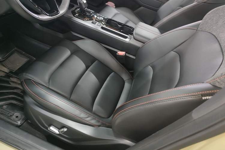 Used Geely Auto Cowboy 2025 1.5TD Fun-Offroad Version Left Front Seat