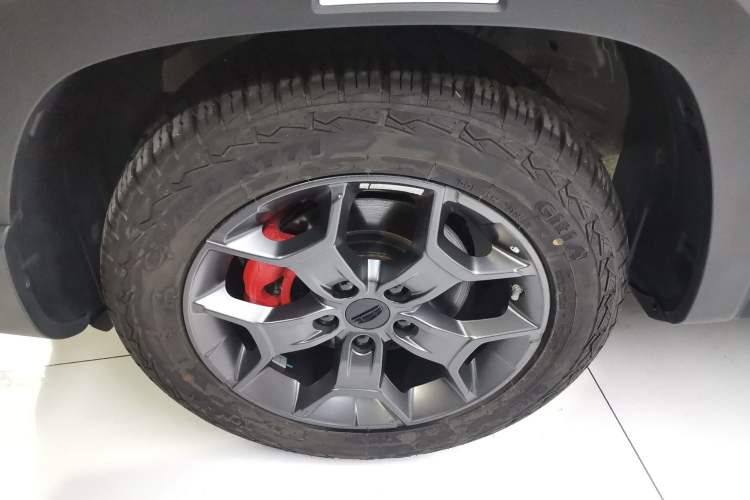 Used Geely Auto Cowboy 2025 1.5TD Fun-Offroad Version Left Front Wheel Hub