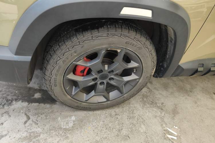 Used Geely Auto Cowboy 2025 1.5TD Fun-Offroad Version Left Front Wheel Hub