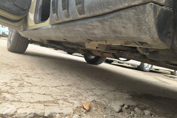 Used Geely Auto Cowboy 2025 1.5TD Fun-Offroad Version Left Side Sill
