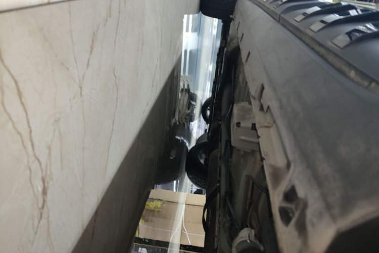 Used Geely Auto Cowboy 2025 1.5TD Fun-Offroad Version Left Side Sill
