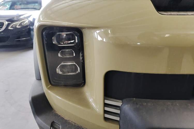 Used Geely Auto Cowboy 2025 1.5TD Fun-Offroad Version Right Front Headlight