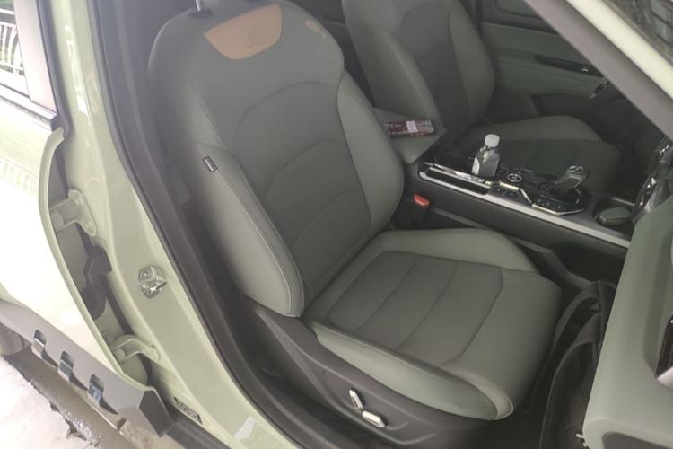 Used Geely Auto Cowboy 2025 1.5TD Fun-Offroad Version Right Front Seat