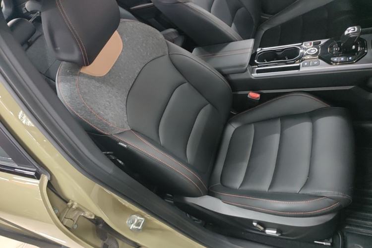 Used Geely Auto Cowboy 2025 1.5TD Fun-Offroad Version Right Front Seat