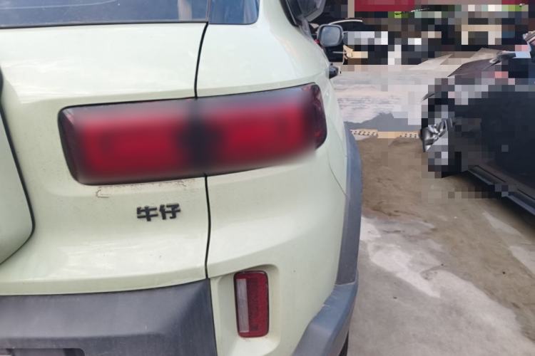Used Geely Auto Cowboy 2025 1.5TD Fun-Offroad Version Right Rear Taillight