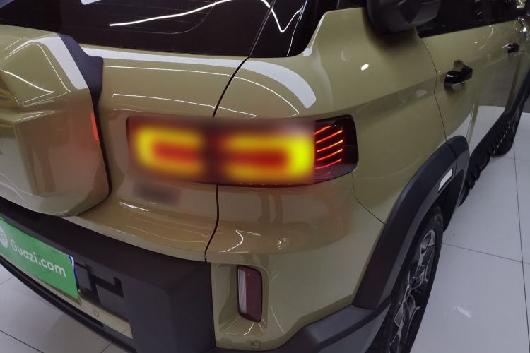 Used Geely Auto Cowboy 2025 1.5TD Fun-Offroad Version Right Rear Taillight