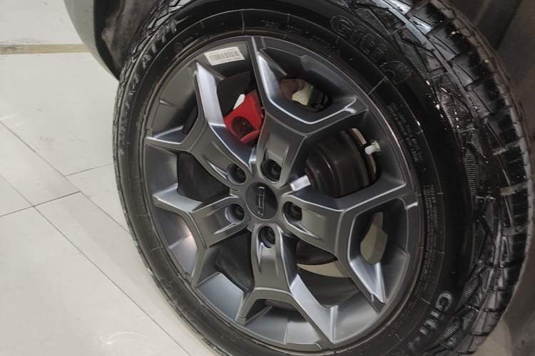 Used Geely Auto Cowboy 2025 1.5TD Fun-Offroad Version Right Rear Wheel Hub