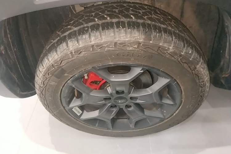 Used Geely Auto Cowboy 2025 1.5TD Fun-Offroad Version Right Rear Wheel Hub