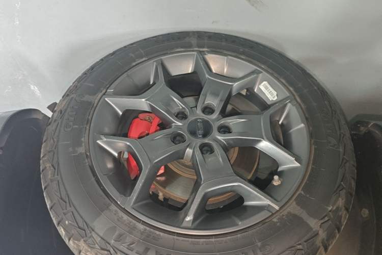 Used Geely Auto Cowboy 2025 1.5TD Fun-Offroad Version Right Rear Wheel Hub