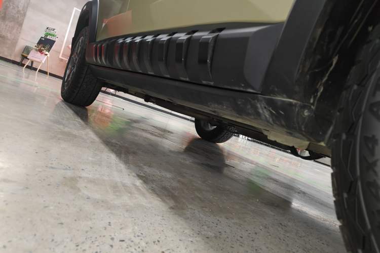 Used Geely Auto Cowboy 2025 1.5TD Fun-Offroad Version Right Side Sill