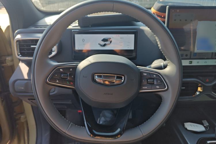 Used Geely Auto Cowboy 2025 1.5TD Fun-Offroad Version Steering Wheel