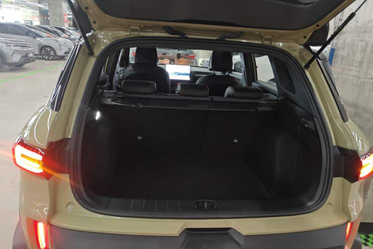 Used Geely Auto Cowboy 2025 1.5TD Fun-Offroad Version Trunk