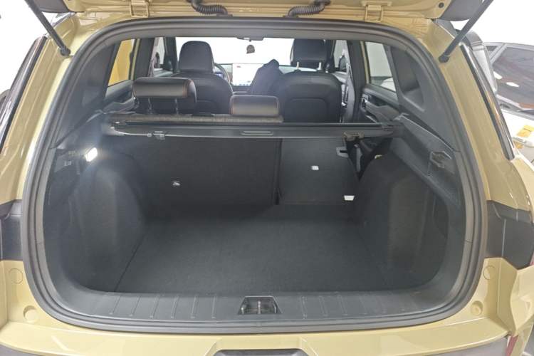 Used Geely Auto Cowboy 2025 1.5TD Fun-Offroad Version Trunk