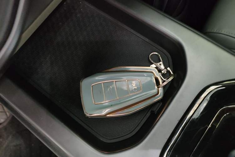 Used Geely Auto Cowboy 2025 1.5TD Fun-Offroad Version Vehicle Key