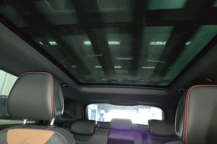 Used Geely Auto Cowboy 2025 1.5TD Fun-Offroad Version Headliner