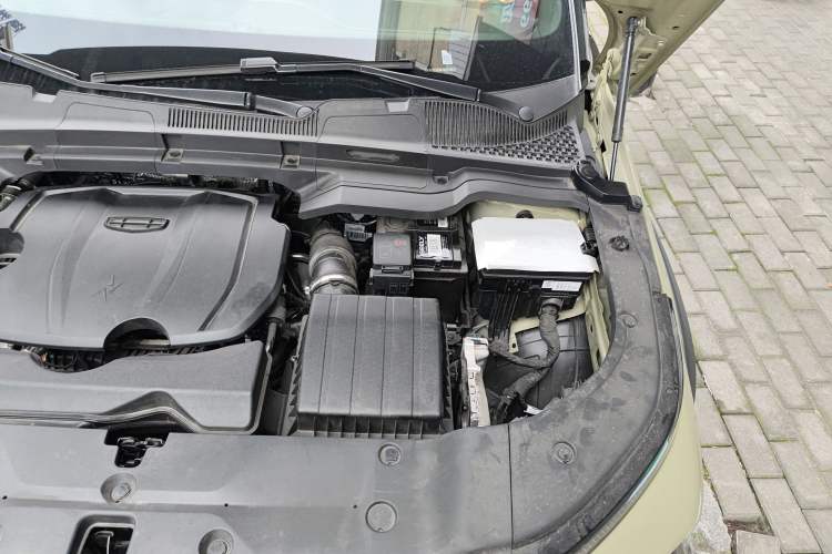 Used Geely Auto Cowboy 2025 1.5TD Trendy Play Edition Engine Bay Left