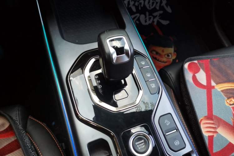 Used Geely Auto Cowboy 2025 1.5TD Fun-Offroad Version Gear Lever
