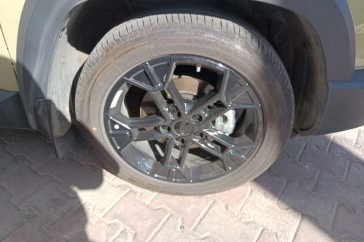Used Geely Auto Cowboy 2025 1.5TD Fun-Offroad Version Right Front Wheel Hub
