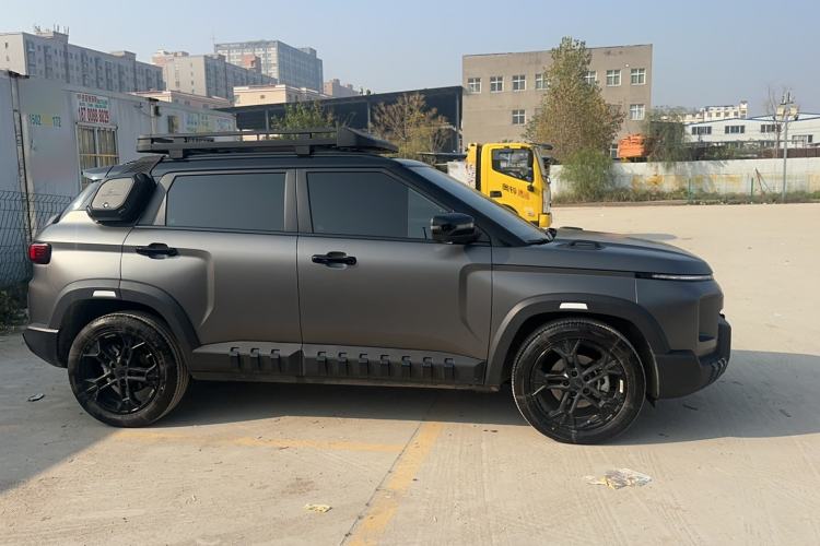 Used Geely Auto Cowboy 2025 1.5TD Trendy Play Edition Exterior 2