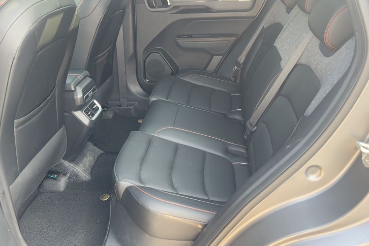 Used Geely Auto Cowboy 2025 1.5TD Trendy Play Edition Interior 1