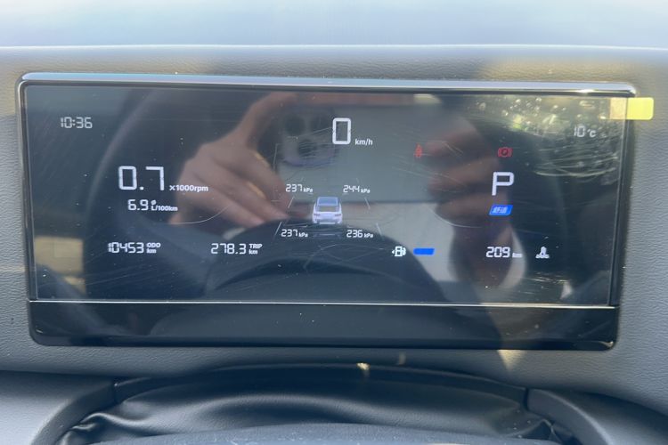 Used Geely Auto Cowboy 2025 1.5TD Trendy Play Edition Odometer Close Up