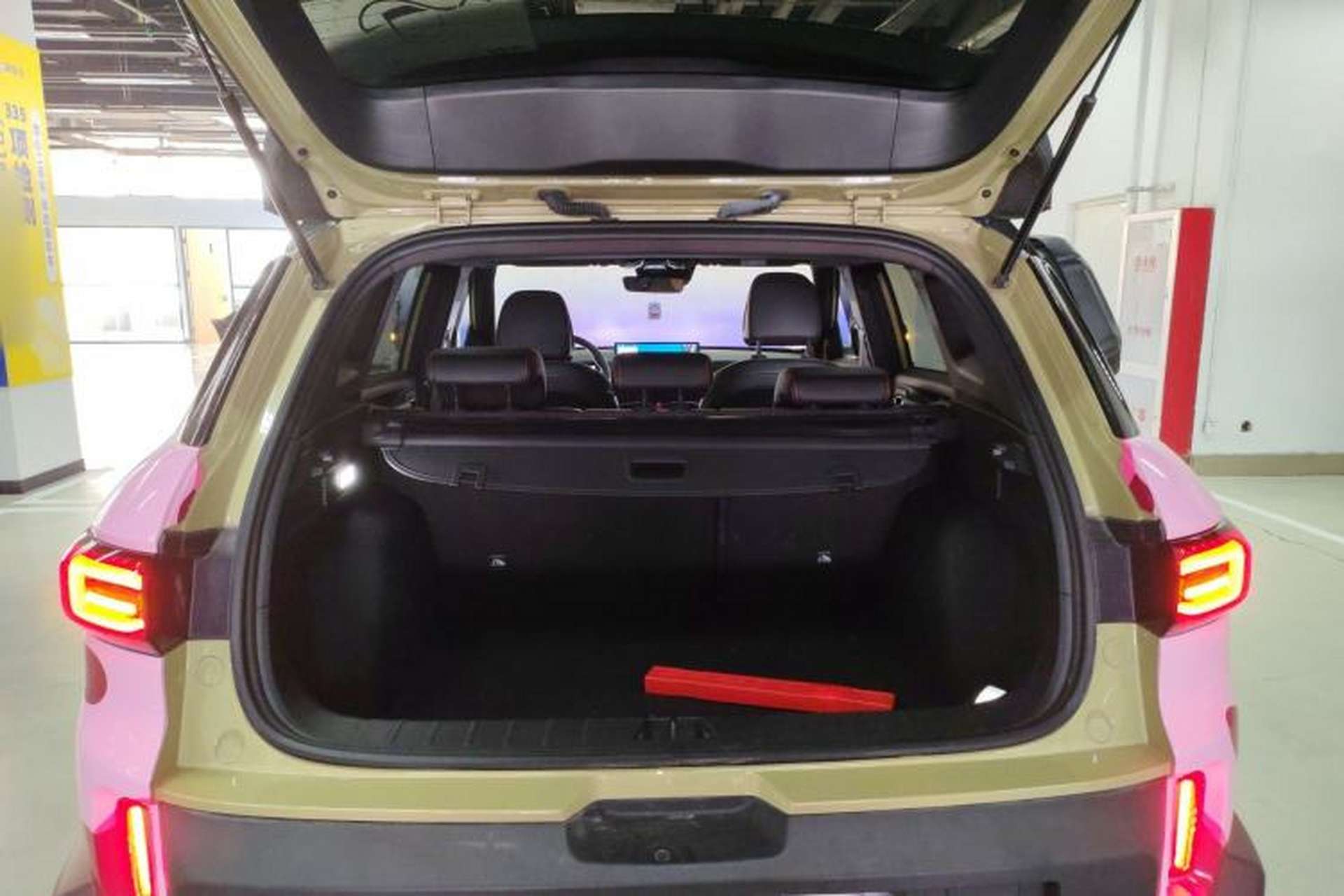Used Geely Auto Cowboy 2025 1.5TD Fun-Offroad Version Trunk