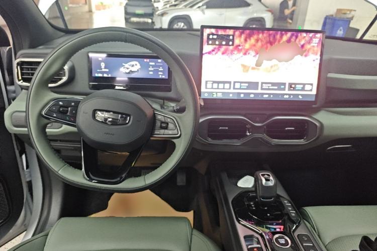 Used Geely Auto Cowboy 2025 1.5TD Fun-Offroad Version Center Console