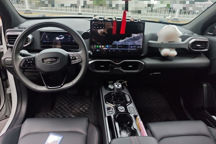Used Geely Auto Cowboy 2025 1.5TD Fun-Offroad Version Center Console