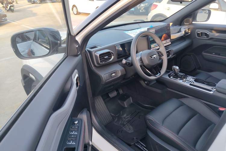 Used Geely Auto Cowboy 2025 1.5TD Trendy Play Edition Driver Seat