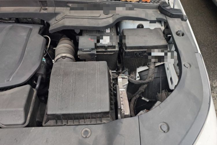 Used Geely Auto Cowboy 2025 1.5TD Fun-Offroad Version Engine Bay Left