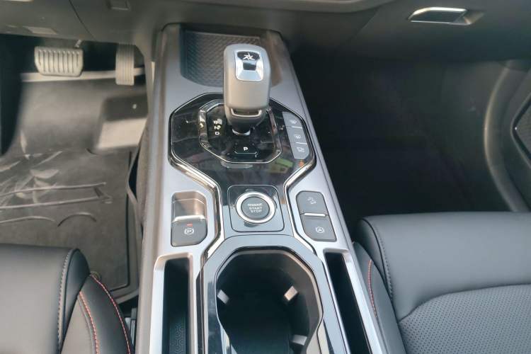 Used Geely Auto Cowboy 2025 1.5TD Trendy Play Edition Gear Lever