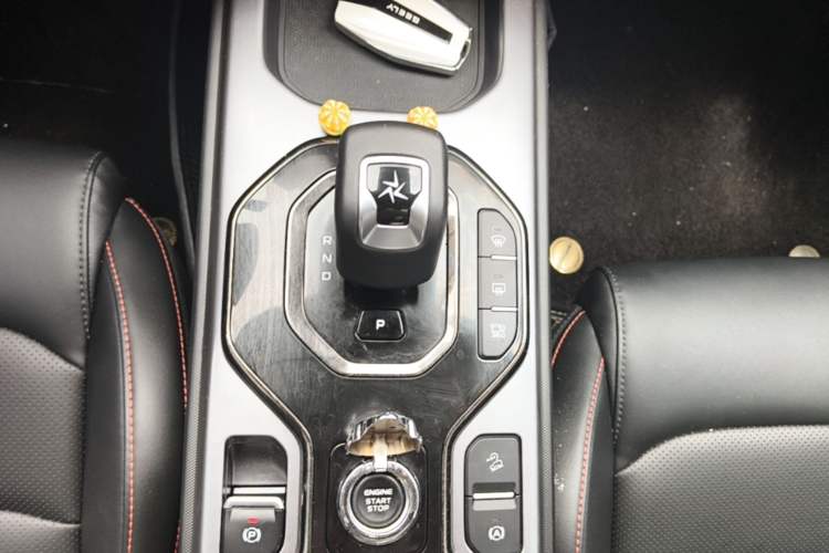 Used Geely Auto Cowboy 2025 1.5TD Fun-Offroad Version Gear Lever