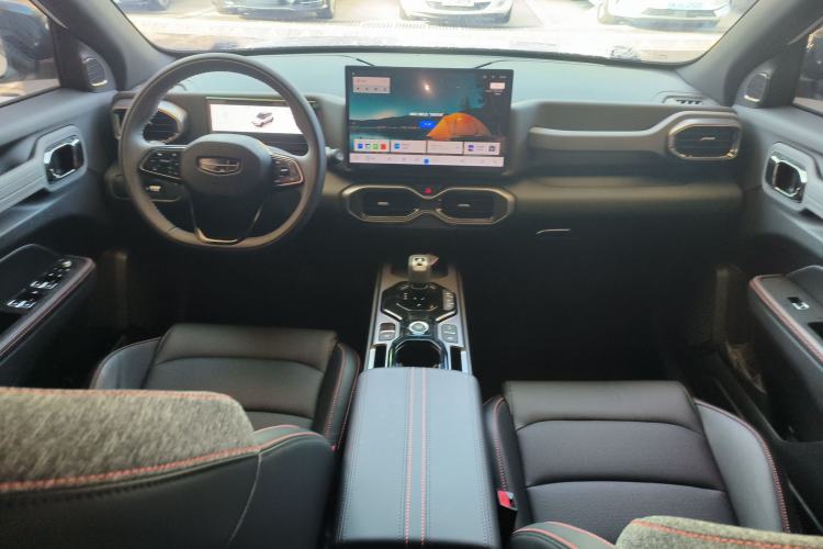 Used Geely Auto Cowboy 2025 1.5TD Fun-Offroad Version Interior 2