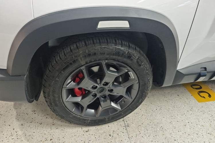 Used Geely Auto Cowboy 2025 1.5TD Fun-Offroad Version Left Front Wheel Hub